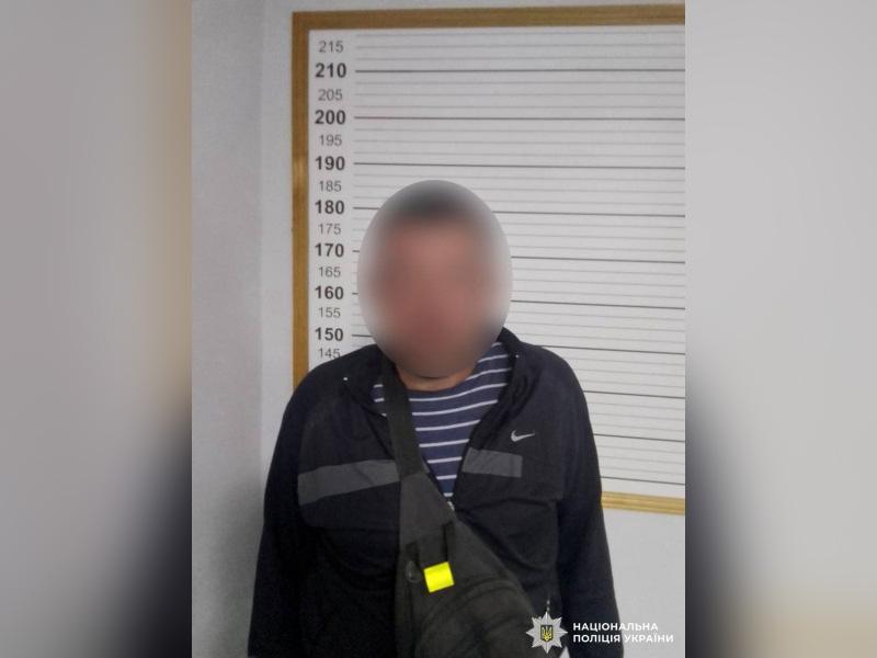 Вирвав дитячий електросамокат: за грабіж затримали чоловіка у Вінниці
